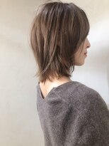 ミディアムマッシュウルフ_くびれヘアアプリコットオレンジ