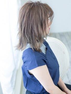 フローラビューティーヘアー(Flora Beauty Hair) 外はねレイヤースタイル/20代/30代/40代/50代/表町