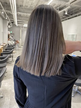 アヴァンス 京橋店(AVANCE) 細かな筋感のあるエアータッチバレイヤージュグラデーション