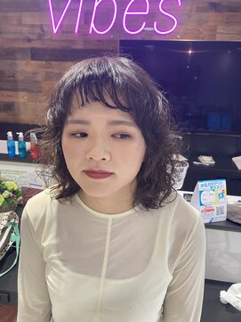 バイブス バイ ケンジ(vibes by KENJE) 無造作パーマ