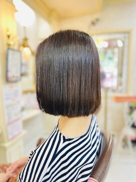 美容室 ティンカーベル ワンレングスボブ
