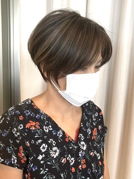 GBG 自由が丘 くびれショートボブ40代50代グレイカラー白髪染め白髪ぼかし