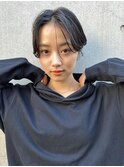 柔らかセンターパートショートボブ