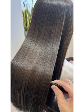 エミュスト(Emuest) 艶グレージュ☆髪質改善カラー