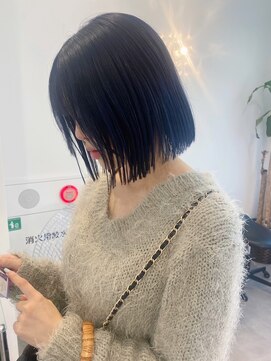 ギグスダブル 栄店(gigs double) 切りっぱなしボブ/ブルーブラック
