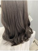 赤み消しカラーで透明感を○
