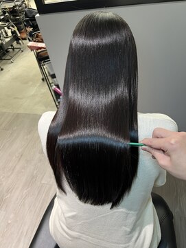 ジーニーホリエ(Geniee horie) 髪質改善XアッシュブラックX縮毛矯正Xレイヤーロング