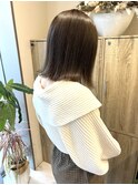 オリーブグレージュ