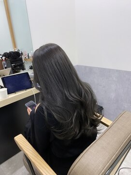 フレームプラス なんば駅前店(FRAME+) オリーブグレージュ