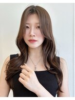 トリッカ シブヤ(TRICCA SHIBUYA)&nbsp;ロングヘア/ワンホンヘア/韓国風/髪質改善/トリートメント