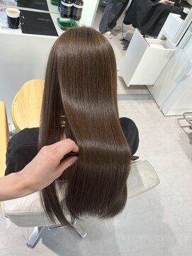 チル 福井駅前店(Chill) 福井駅前ロングレイヤー学生ワンカラー髪質改善トリートメント
