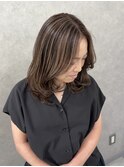 【ハイライト】ベージュハイライトバレイヤージュ