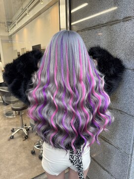 エミーバイモアムー(Emmie byMoremuu) 【RYUKI】ホワイトシルバー