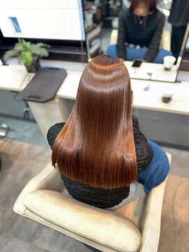 シシ 新宿(She 2.) ローズブラウン/艶髪//韓国/ツヤ髪カラー/髪質改善ストレート