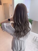 ラニシス ヘアー(Lanisis Hair) ハイライトロング