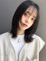 トリッカ シブヤ(TRICCA SHIBUYA)&nbsp;顔まわりレイヤー/ミディアムレイヤー/ダークアッシュ/外ハネ