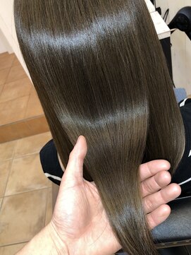 アコンプリッシュ 代官山 恵比寿(accomplish) クリスタルミネコラ