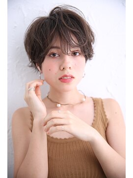 ネオリーブエクラ 上野御徒町店(Neolive eclat) くびれ奥行ショート