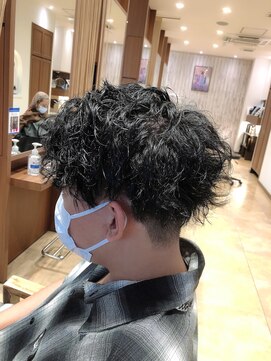 ブランシェ 高蔵寺店(BRANCHE) ★メンズパーマの刈り上げアップバング★【北川】