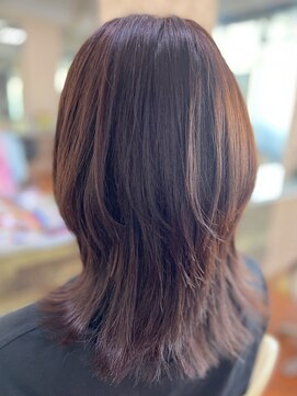 アークスヘアー 髪質改善くびれウルフアッシュベージュ透明感