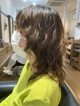ノーチラスヘア(nautilus hair) エレキギターが似合うんじゃないかと思っている人