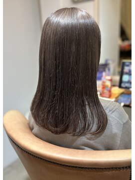 シアン(CyAN) ブリーチ/やわらかグレージュ