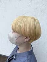 シャイン(Shine) ハイトーンショートボブ