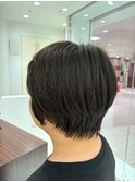 ショートボブ