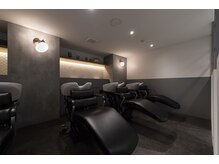 アース 高円寺店(HAIR & MAKE EARTH)の雰囲気（【中野/阿佐ヶ谷/荻窪からのアクセスも◎】寛げる空間♪）