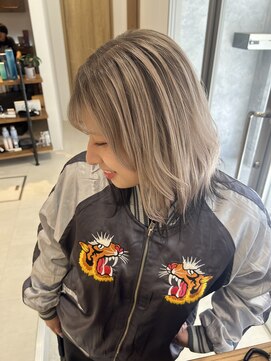 ネイロ 錦糸町(NeiRo) ショートブリーチミディアムデザインカラー