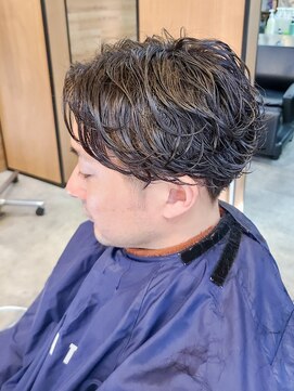 ヒート トウキョウ 目黒店(HEAT TOKYO) センターパートシャドウパーマメンズ目黒