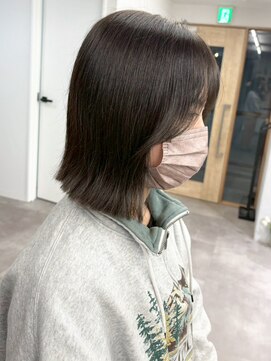 ミュラ(mulah) 切りっぱなしミディアムボブ＊透明感グレージュサイドバング