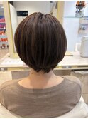 30代40代50代前髪あり小顔大人かわいいくびれショートクセ毛多毛