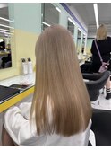 ミルクティーベージュ
