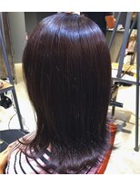 エミュー(emue) 10代20代★インスタ人気艶カラーラベージュ×外ハネボブ○中島