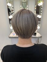 ブラット(Brat)&nbsp;ハンサムショート・赤み0アディクシーカラー