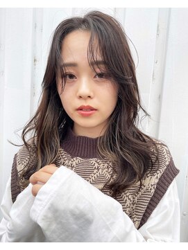 ユラギフロムユイマァル 水島店(YURAGI from YUIMARL) アッシュブラウン大人ゆるウェーブ_インナーベージュカラー