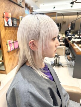 ピークアブー 原宿ハラカド(PEEK-A-BOO) ホワイトウルフ