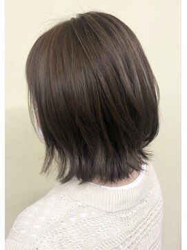 アイリスヘアー(iris hair) レイヤーボブ