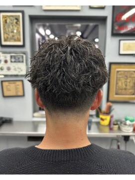 アイコン ブルー メンズ(I-CON #blue MEN'S) スパイキーショート×テーパーフェード【池袋フェード】