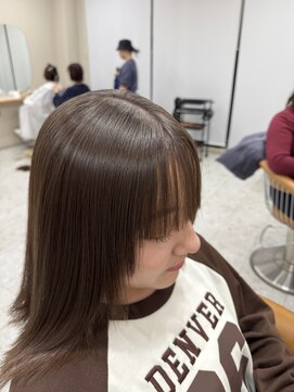 シカ 神戸三宮元町店(Cica) 縮毛矯正 ストレート 癖毛 広がる 三宮 神戸 前髪 髪質改善