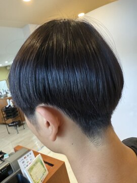 アクシス ヘアーデザイン 縮毛矯正マッシュ