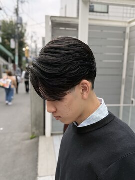 ピチカート(pizzicato) ロンドンパーマ+フェードカット