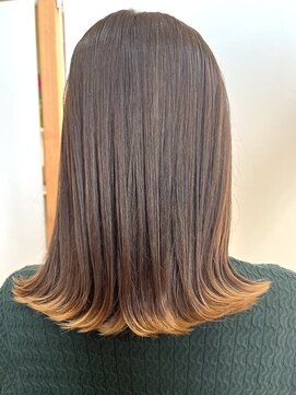 アンバー(Amber) エンドカラー