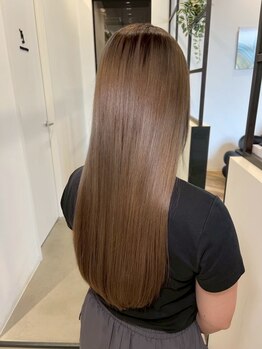 ライズ ヘア ブランド スウェル(RISE HAIR BRAND SWELL)の写真/髪質改善・ストレートでダメージレスに拘り毛先まで潤う仕上がりを実感!朝のスタイリングも楽々♪
