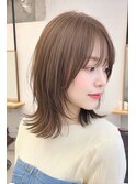 ミディアムレイヤーカット髪質改善カラー透明感カラー