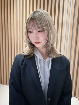 ロンド アンブル 四条烏丸(Lond ambre) フェイスレイヤー/ハイトーン/小顔/ベージュ