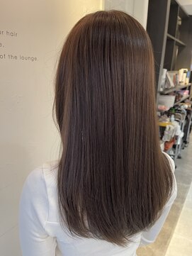 アベリーニューヨーク(Avery NEWYORK) アッシュグレージュレイヤーカット