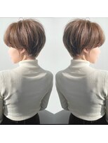 ヨムニノクチ(YOMUニノ口)&nbsp;【橿原/大和八木】大人丸みショート/襟足すっきりベージュカラー