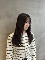 ニーイチイチ(211)&nbsp;ナチュラルレイヤー/ワンホンレイヤー/イメチェンヘアスタイル